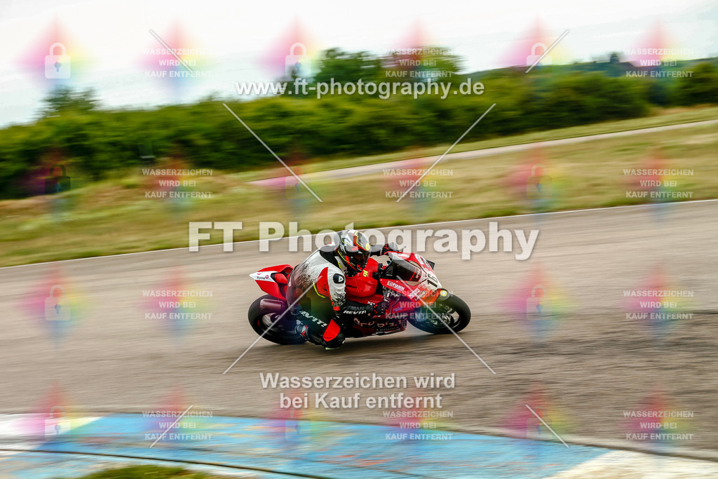 Chambley Juli-1143 | Hier findet Ihr Bilder von Touristenfahrten auf der Nürburgring Nordschleife oder von anderen Veranstaltungen die ich besucht habe. Viel Spass beim Durch Schauen 