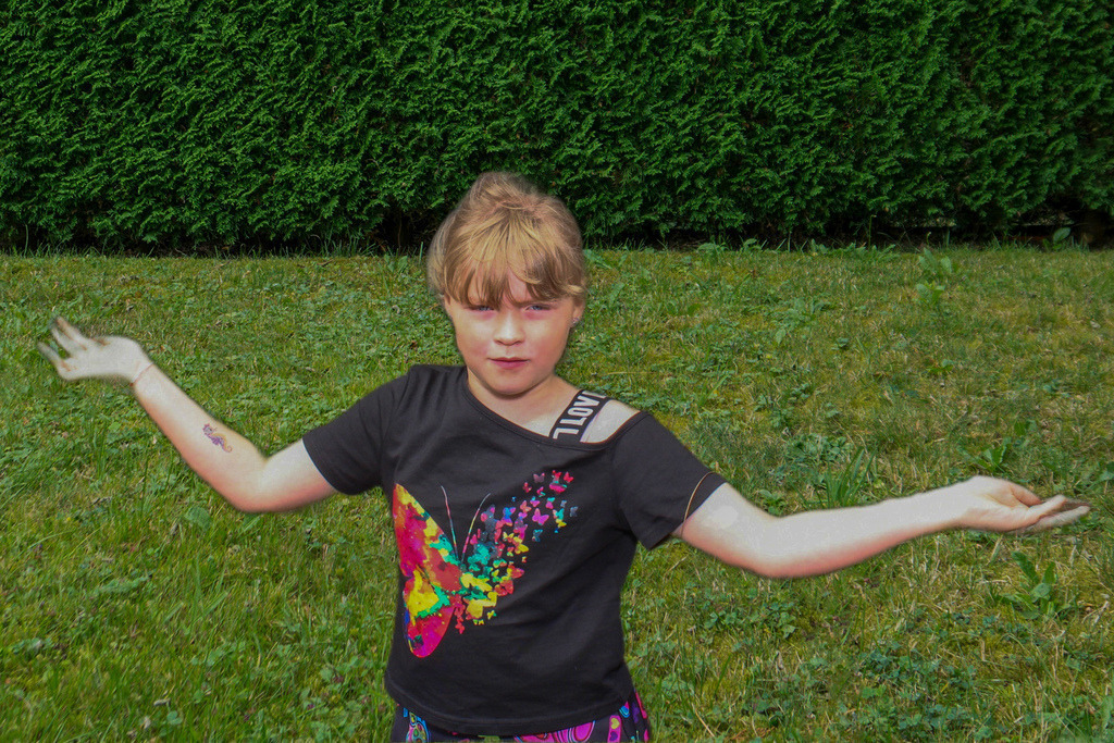 top-top.de-250601-316 | Foto, Video, Fotografie, Videografie, Fotobox, DJ, Discjockey, Musik, Musikbox, Veranstaltung, Photobooth, Amazon, Ebay, Buchtipp, Bestseller, Autor, Verlag, Buch, Wesel, Hamminkeln, NRW, Dinslaken, Rees, Drohne, Hochzeit, Party, Fotobox, Wesel, Fotograf