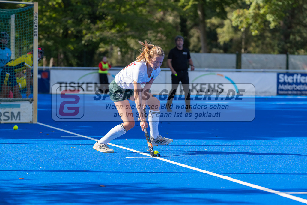 HK_20221008_100387 | 2. Bundesliga Damen Crefelder HTC - Eintracht Braunschweig  am 8.10.2022 Crefelder HTC, Krefeld , Michler Nele ( Crefelder HTC #77 )