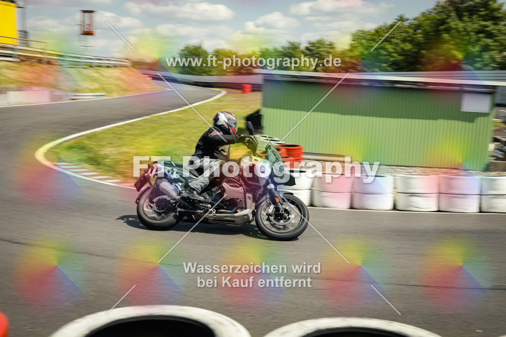 OBK_Mai_Justin_Uwe-10998 | Hier findet Ihr Bilder von Touristenfahrten auf der Nürburgring Nordschleife oder von anderen Veranstaltungen die ich besucht habe. Viel Spass beim Durch Schauen 