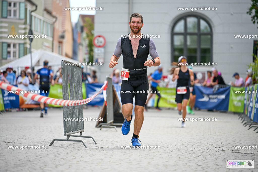 SZI_8582 | Stadttriathlon Erding 2025. #yourpictrs #sportshot_your_pictrs @Sportshotphotography #stadttriathlonerding Copyright: www.sportshot.de