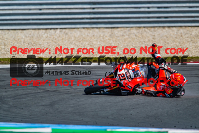 MaZZes_Fotomatrix-220423-90449 | Fotograf Mathias Schmid
Sportfotograf,
Eventfotograf,
Hochzeitsfotograf,
Portraitfotograf