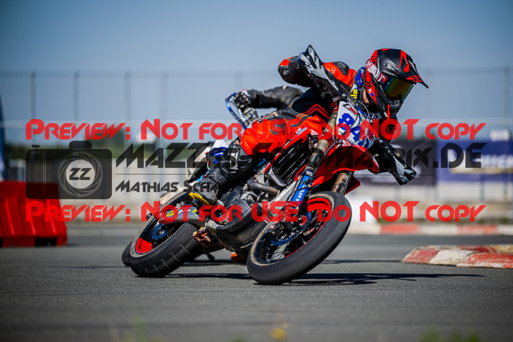 MaZZes_FotoMatrix_220903_1034 | S3