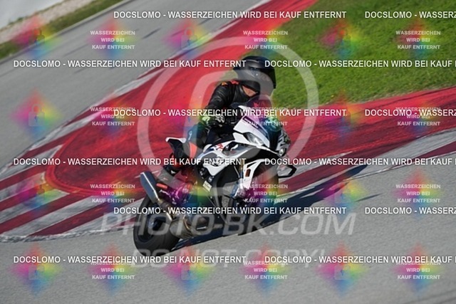 2024_10_23_PBK_12580 | Sportfotografie; SlowMotion; Video; Rennstrecke; Hafeneger; Speer; Racing; RSE; BMW; CBO; Trackday; Motorsportarena; Hockenheimring; Brno; Most; Barcelona; Valencia