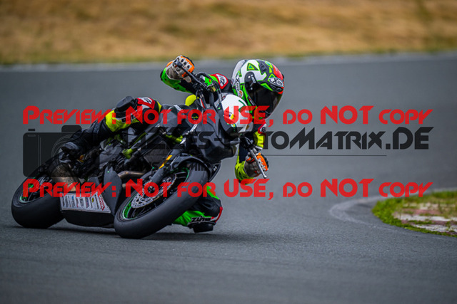 MaZZes_FotoMatrix_220723_1118 | TWIN