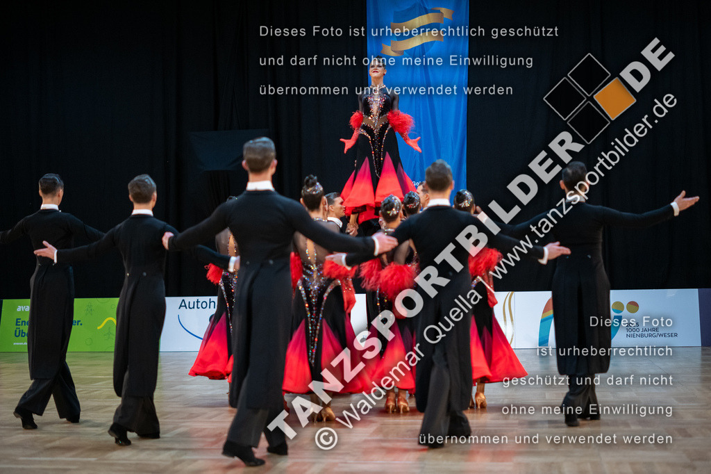 20250118-11793 | Hier finden Sie Tanz Bilder vom Latein und Standard Formationen tanzen. Sportbilder vom Tanzsport. Schöne Fotos und von Weltmeisterschaft, Europameisterschaft, Bundesliga, Regionalliga, Oberliga und Landesliga sowie von GOC Stuttgart, DanceComp, WM Bremen