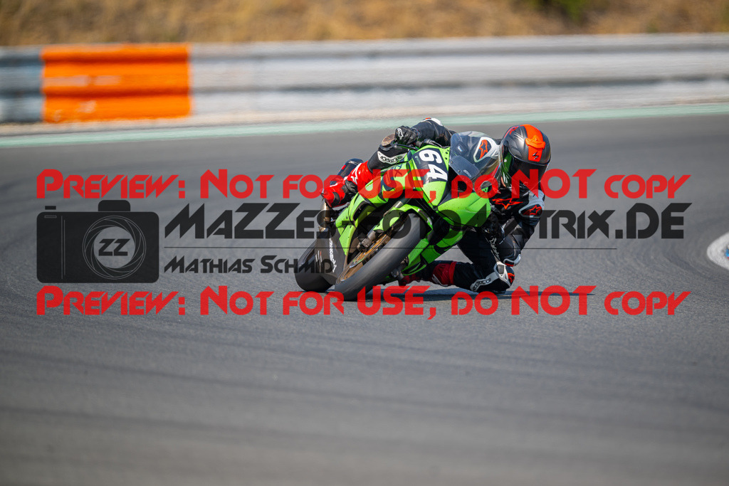 MaZZes-Fotomatrix-20260805-525496 | OPEN