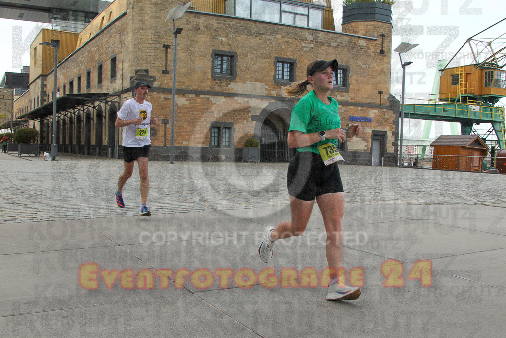 250920_1517_EV4_8373 | Sportfotografie im Rhein-Sieg Kreis, Köln, Bonn, NRW, Rheinland Pfalz, Hessen, etc. Unser Tätigkeitsfeld umfasst den Laufsport vom Volkslauf über den Marathon, Duathlon, Triathon bis zum Ultralauf wie Kölnpfad Ultra oder Schindertrail.