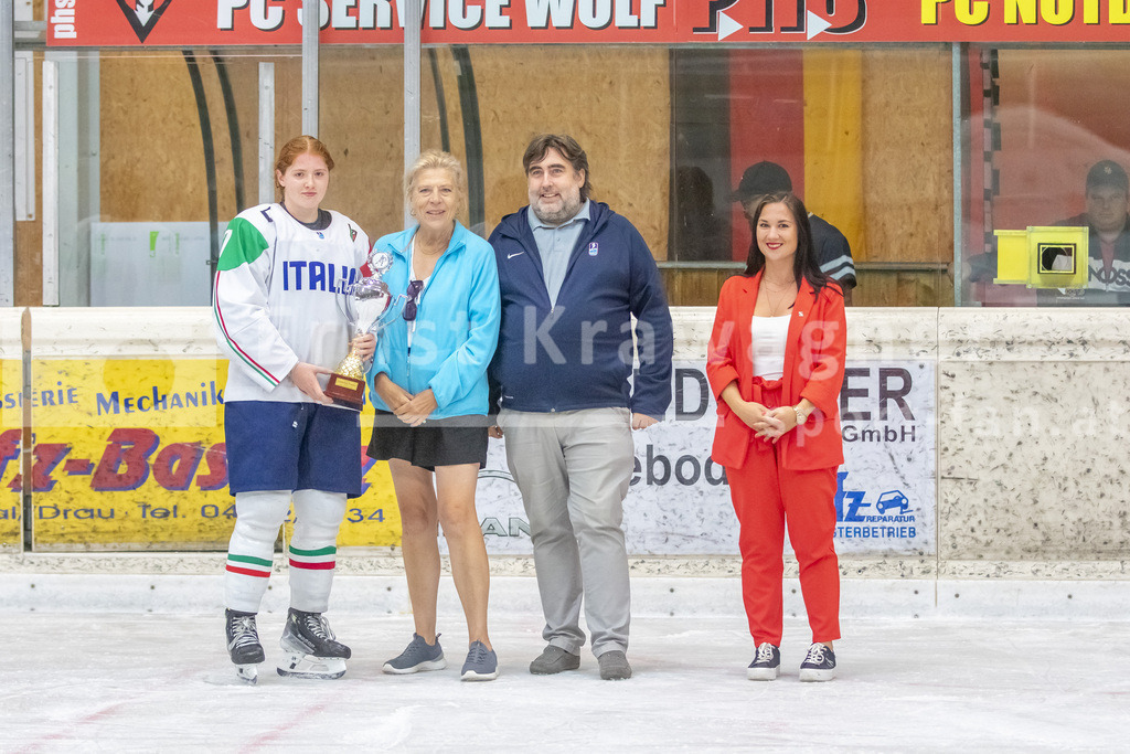 Dameneishockey | Dameneishockey, U18 Turnier am 31.08.2024 in Spittal (Eis-Sport-Arena - Sportzentrum Spittal), Austria, (Photo by Ernst Krawagner sport-fan.at) - Realisiert mit Pictrs.com