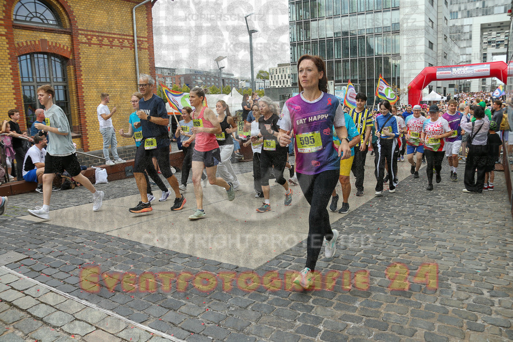 250920_1300_EX1_3768 | Sportfotografie im Rhein-Sieg Kreis, Köln, Bonn, NRW, Rheinland Pfalz, Hessen, etc. Unser Tätigkeitsfeld umfasst den Laufsport vom Volkslauf über den Marathon, Duathlon, Triathon bis zum Ultralauf wie Kölnpfad Ultra oder Schindertrail.
