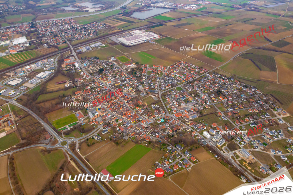 Das Luftbild der Stadt Buttenheim wurde 2018 vom Flugzeug heraus erstellt (keine Drohne) Aufnahmehöhe ca.400 Meter- hohe Auflösung für beste Druck-Qualität