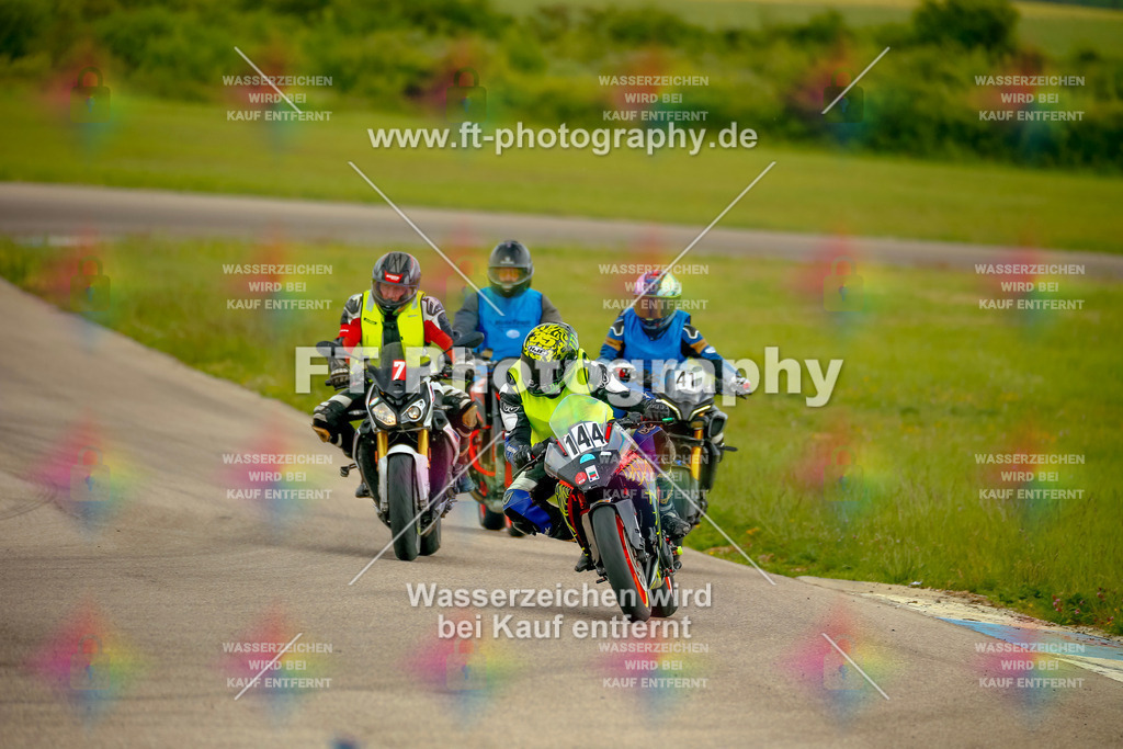 _MOT2385 | Hier findet Ihr Bilder von Touristenfahrten auf der Nürburgring Nordschleife oder von anderen Veranstaltungen die ich besucht habe. Viel Spass beim Durch Schauen 