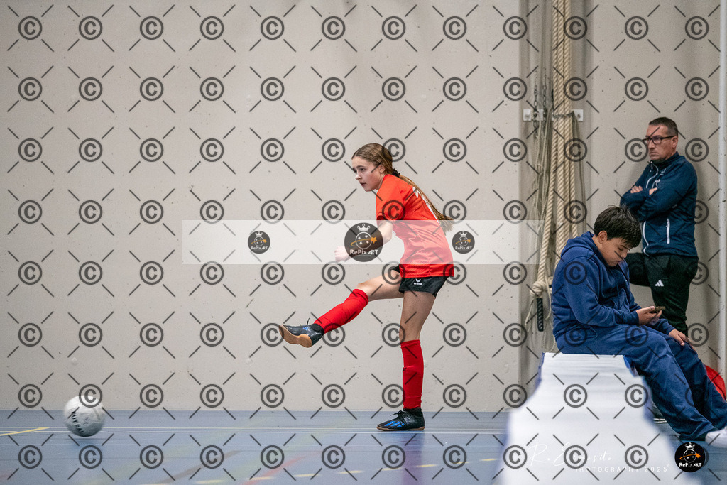 20251130_FCR-Hallenturnier-FF-17_RAW-4_034-5 | Sport und Naturfotografie von Roberto Esposito zeigt echte Momente Bewegung und die Schönheit der Natur. Ausdrucksstarke Bilder schaffen Emotionen.