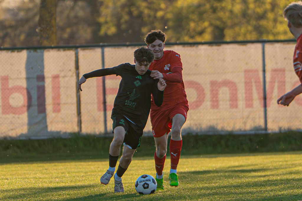 Fußball I A-Junioren I Saison 2025-2026 I VFL Oythe - SFN Vechta I 07553 | jns.sportfotos - Realisiert mit Pictrs.com