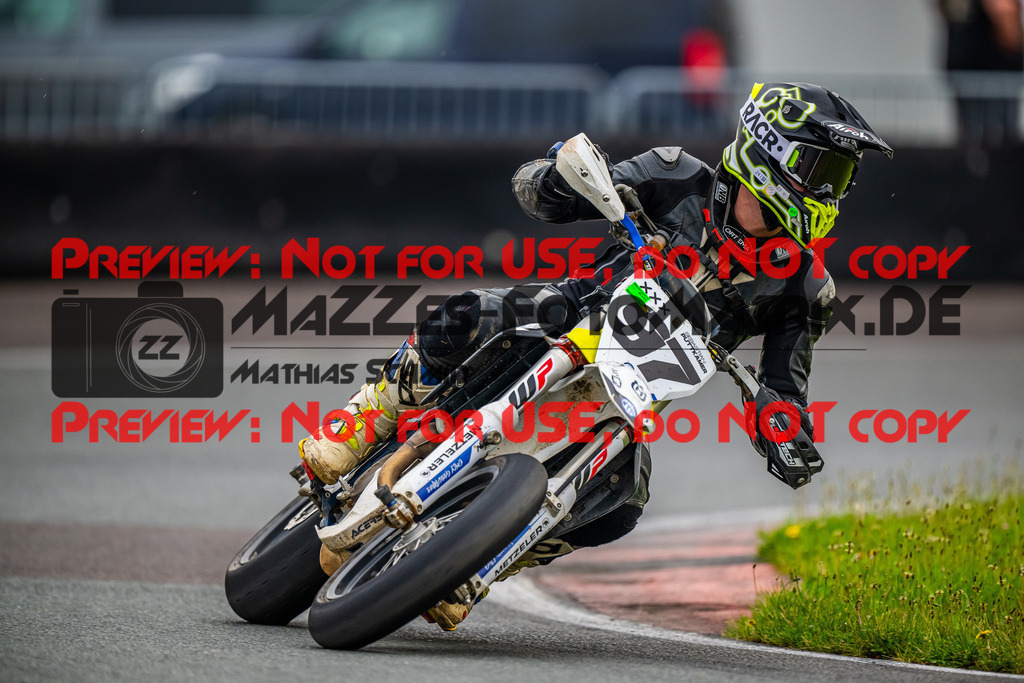 MaZZes_FotoMatrix_240621_6007705_1172 | GRUEN