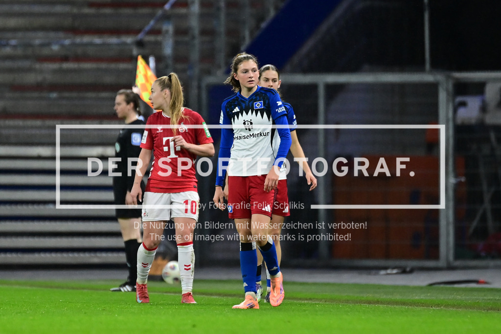 Fußball I Frauen I Saison 2025-2026 I Bundesliga I 12. Spieltag I Hamburger SV - 1. FC Köln I 52290 | Lotta Wrede (32, Hamburger SV) - Realisiert mit Pictrs.com
