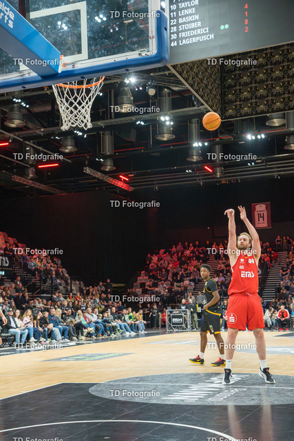 nbg_falcons-03816 | Fotogalerie von Thomas Dettweiler mit Eventbildern und lizenzfreien Fotos. Perfekt als Wandbild, für Büro, Website oder private Nutzung. - Realisiert mit Pictrs.com