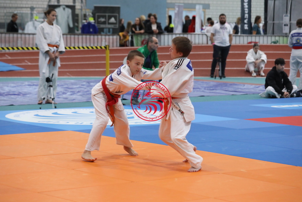 1J7A2374 | Fotos vom Adler Cup - Pictures from Adler Cup

Hier findet Ihr alle Eindrücke und großen Momente der Adler Cup Wochenenden. Here you will find all impressions and great moments of the Adler Cup weekends. - Realisiert mit Pictrs.com