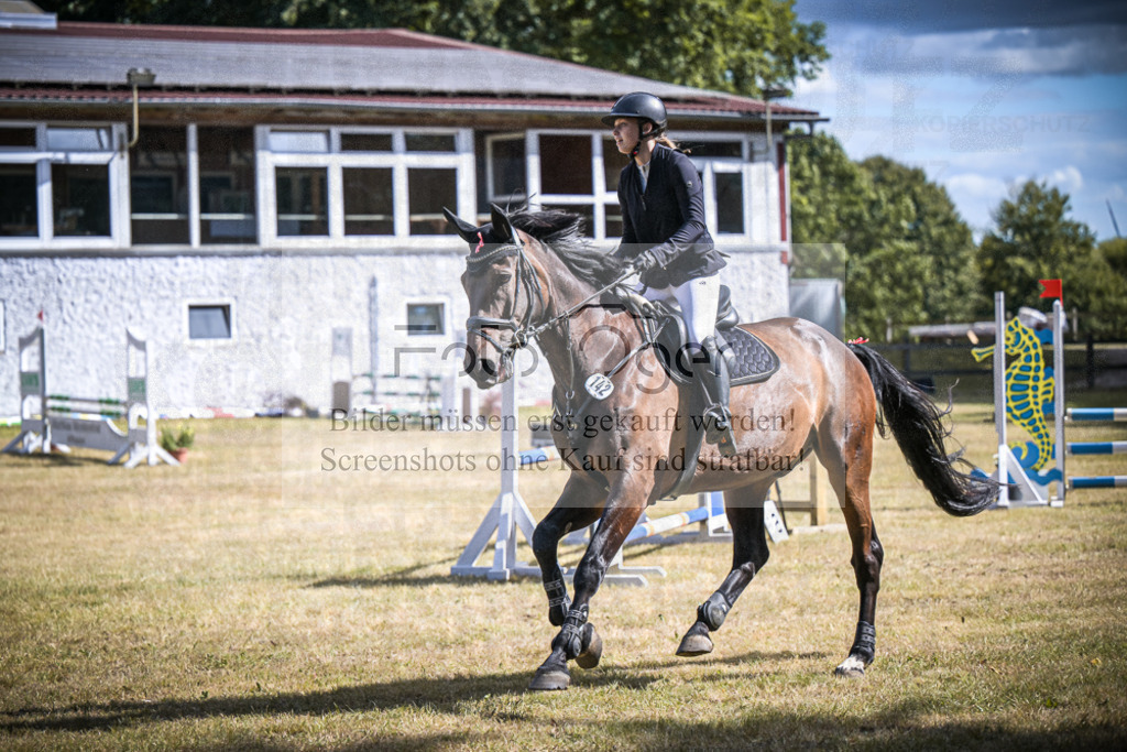 DOS_0836 | Entdecke hochwertige Reitturnierfotos von Foto Oger. Professionell, emotional und authentisch – jetzt Lieblingsmomente im Shop bestellen.Deutschlandweite Turnierfotografie. - Realisiert mit Pictrs.com