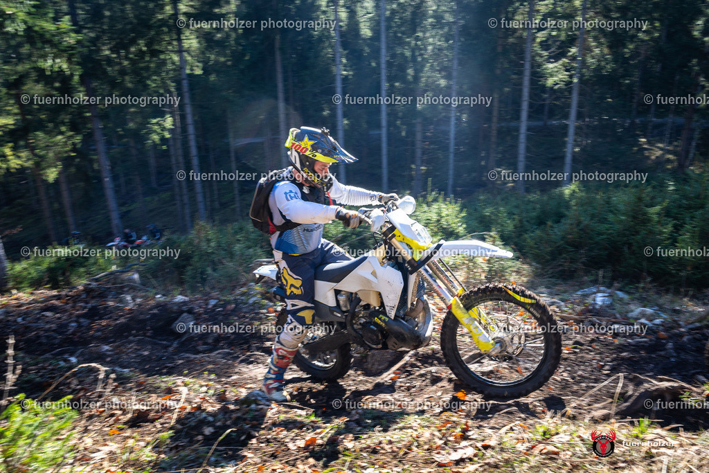 fuernholzer_241026-C1-291 | Fotografische Impressionen von der Red Stag Enduro Extreme by fuernholzer-photography.com. Endurosport in Österreich fotografisch festgehalten von fuernholzer. Auftragsfotografie für Private, Gewerbefotos und Industriefotografie. Eventfotografie, Sportfotografie und Motorsportfotografie. Anbieter von Fotoworkshops, Fototraining, fotografischen Vorträgen und Fotoseminaren.
