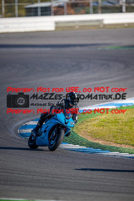 MaZZes_FotoMatrix_230410_0757 | ROT