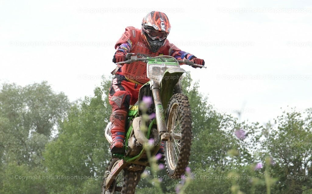 DSC_0420 (2) | Sportfotografie , Motorsport, Motoross, Reitsport, Mointainbike, Enduro,
Landschaft , Outdoor, Eventfotografie, Landschaft, Bilder online bestellen - Realisiert mit Pictrs.com