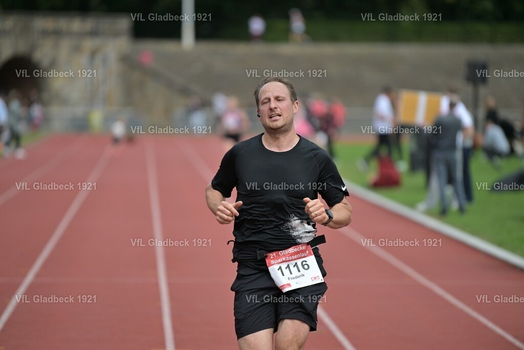 2026-08-23_Sparkassenlauf_10KM_KH_001193 | Die Fotografen - Realisiert mit Pictrs.com