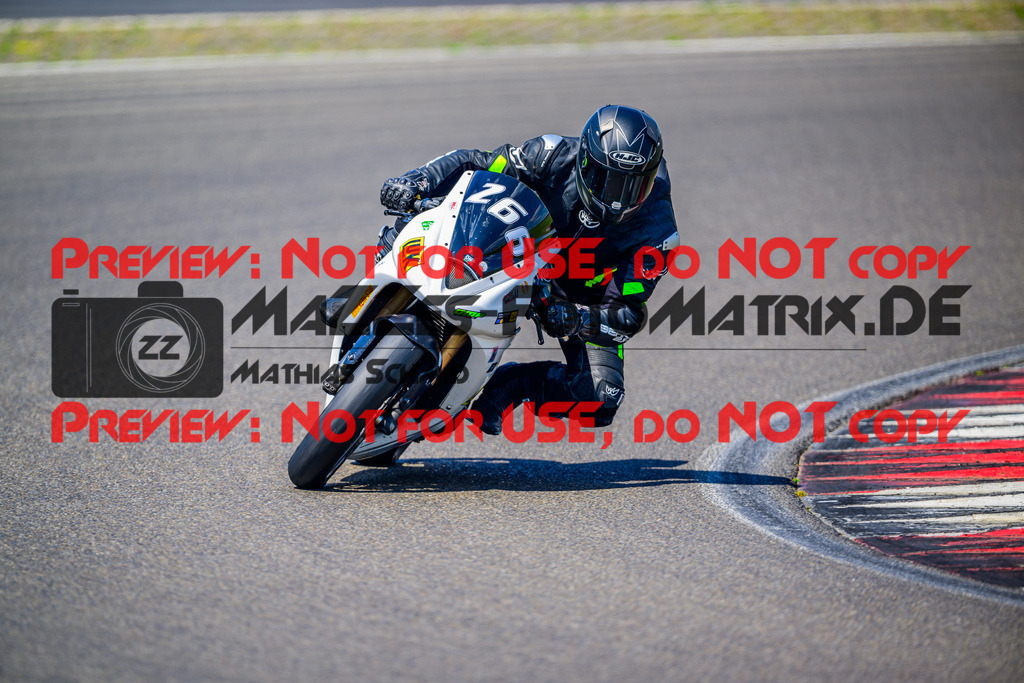 MaZZes_Fotomatrix_20250702_6007705_0776-2 | GELB