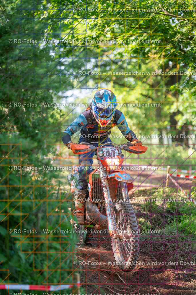 Wolfshausen 3 Lauf -1613 | Sportfotografie von RO-Fotos: Motorsport, Motocross, Enduro, Laufveranstaltungen und Triathlon. Professionelle Fotos von Sportlern und Events. - Realisiert mit Pictrs.com