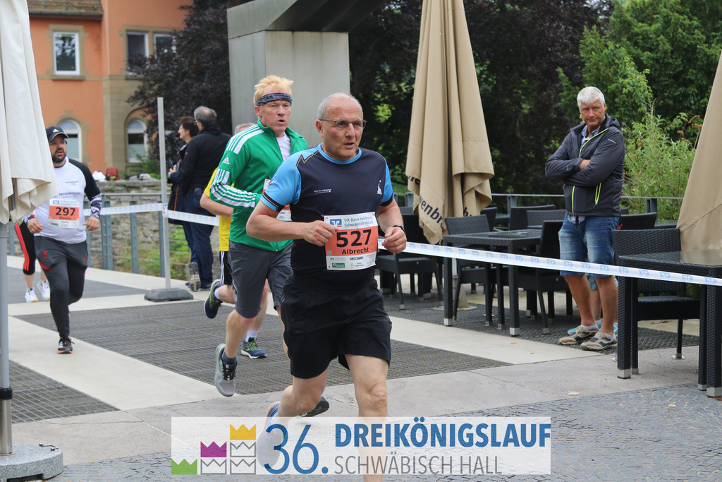 VR Bank Hauptlauf 10km | 3königslauf 2022 VR Bank Hauptlauf - Realisiert mit Pictrs.com
