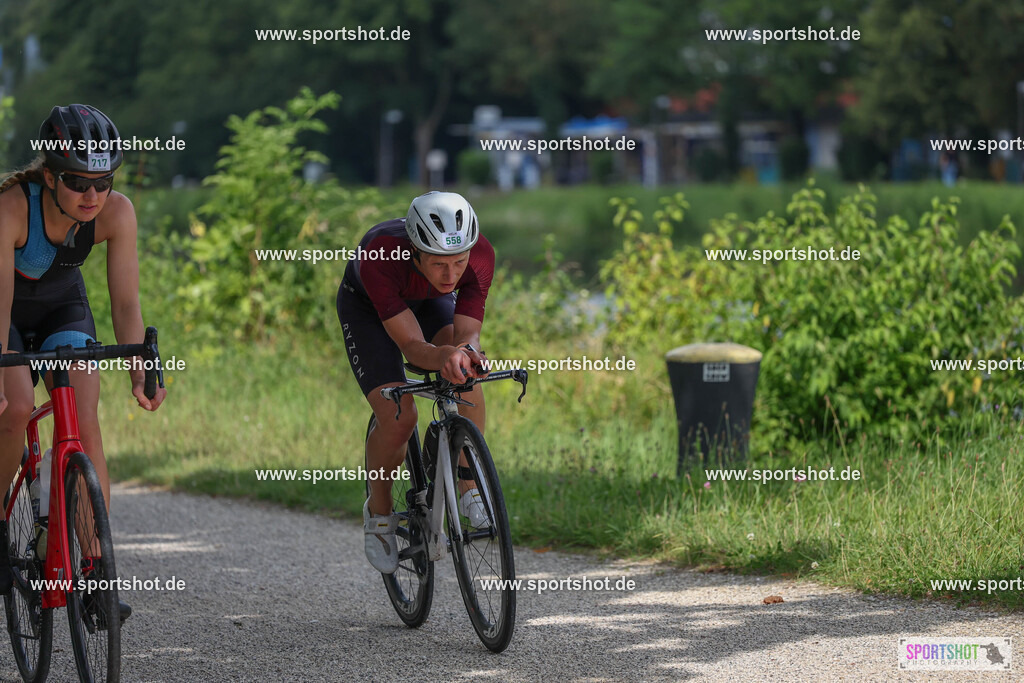 LUR_2131 | Regensburger Triathlon                                       #sportshot_your_pictrs                                    #yourpictrs                                                        @Sportshotphotography                                   Photo Credit:www.sportshot.de