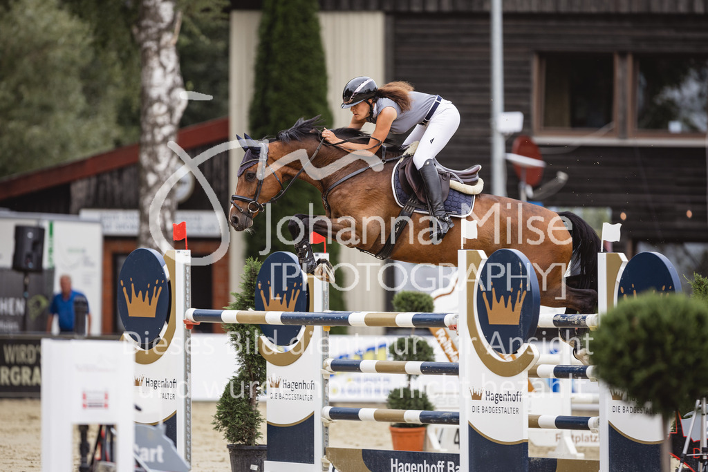 230824_Delbrueck_AmateurM2-237 | Deine schönsten Turniermomente als professionelle Fotos! Entdecke hochwertige Pferdesport-Fotografie im Online-Shop. Jetzt Fotos finden & bestellen!