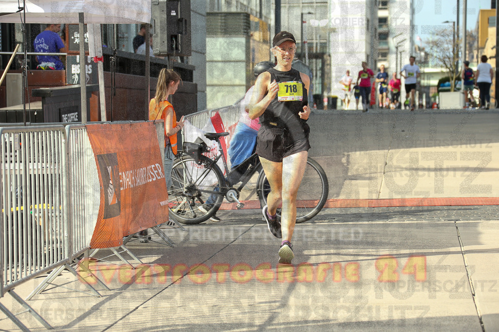 250920_1546_EX1_0633 | Sportfotografie im Rhein-Sieg Kreis, Köln, Bonn, NRW, Rheinland Pfalz, Hessen, etc. Unser Tätigkeitsfeld umfasst den Laufsport vom Volkslauf über den Marathon, Duathlon, Triathon bis zum Ultralauf wie Kölnpfad Ultra oder Schindertrail.