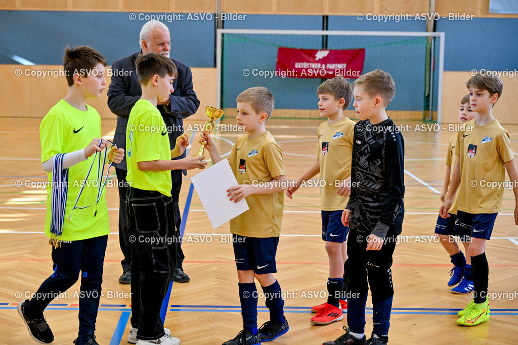 ASVÖ_ Fussballturnier SV Gallneukirchen_ 09.02.2025-170 | 09.02.2025, Gallneukirchen, AUT, ASVÖ, Fussball Nachwuchs Hallenturnier 2025, SV Gallneukirchen im Bild Teilnehmer U 9©Harald Dostal / fodo.media - Realisiert mit Pictrs.com