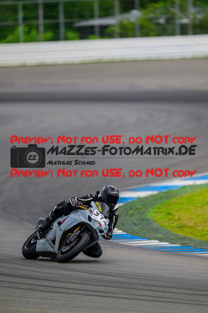 MaZZes_FotoMatrix_240615_6007705_7721 | ROT