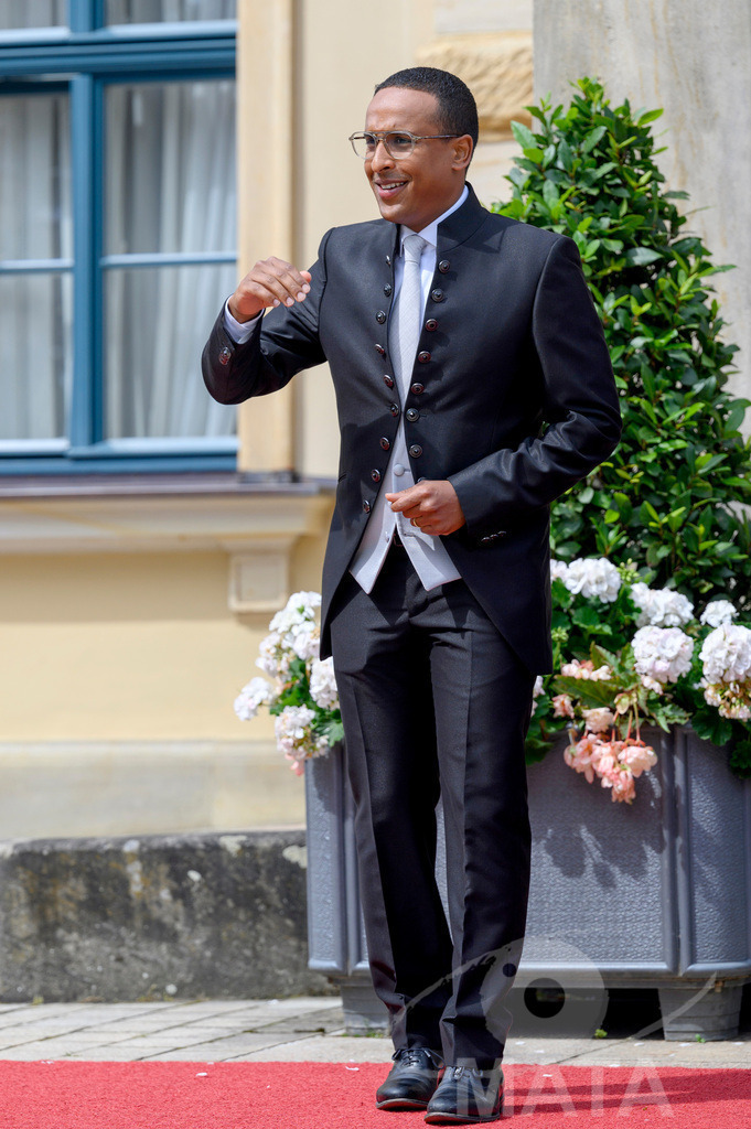 _DWA3944 | MATA IndoCon - Realisiert mit Pictrs.com