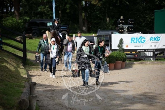 2B4A1340 | pixelfaenger - Realisiert mit Pictrs.com