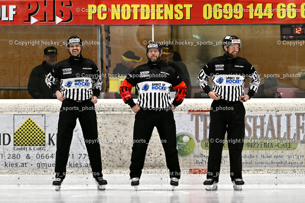 MET PHOTOVOLTAIK HORNETS SPITTAL vs. 1. EHC ALTHOFEN | KAZIANKA Daniel Referee, ETTLMAYR Timo Referee, Mike David Referee, MET PHOTOVOLTAIK HORNETS SPITTAL vs. 1. EHC ALTHOFEN, MET PHOTOVOLTAIK HORNETS SPITTAL vs. 1. EHC ALTHOFEN am 10.01.2026 in Spittal an der Drau (Eissportzentrum Spittal), Austria, (Photo by Bernd Stefan)