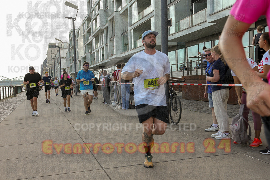 250920_1451_EX1_7924 | Sportfotografie im Rhein-Sieg Kreis, Köln, Bonn, NRW, Rheinland Pfalz, Hessen, etc. Unser Tätigkeitsfeld umfasst den Laufsport vom Volkslauf über den Marathon, Duathlon, Triathon bis zum Ultralauf wie Kölnpfad Ultra oder Schindertrail.