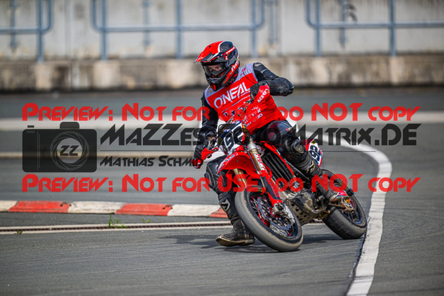 MaZZes_FotoMatrix_230506_2716 | S4