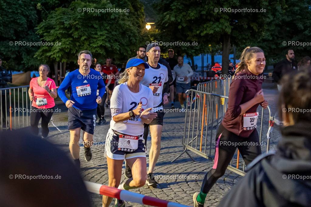 21. Nachtlauf des ASV Köln; Köln, 08.05.24 | Impressionen vom 21. Nachtlauf des ASV Köln am 08.05.24 in der Altstadt von Köln (Deutschland). Foto: BEAUTIFUL SPORTS/Bernd Hoffmann