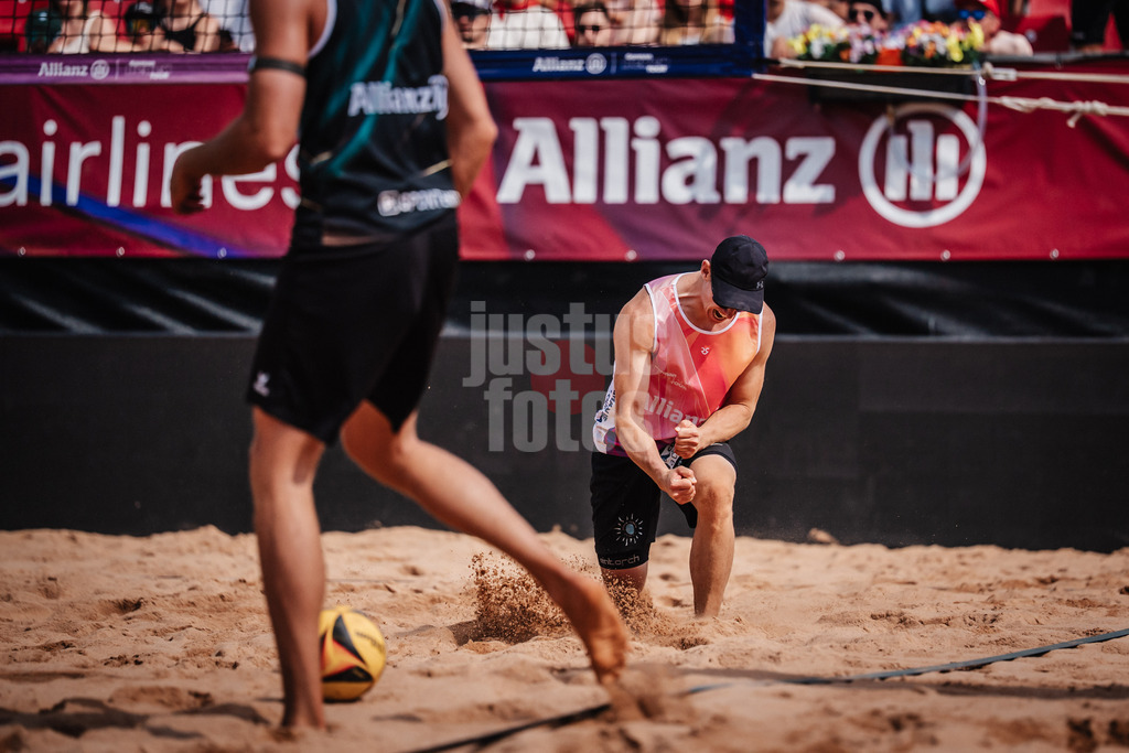 Beachvolleyball | Männer | Allianz German Beach Tour 2025 | Tourstop München | 12.07.2025 | Jonas Reinhardt jubelt