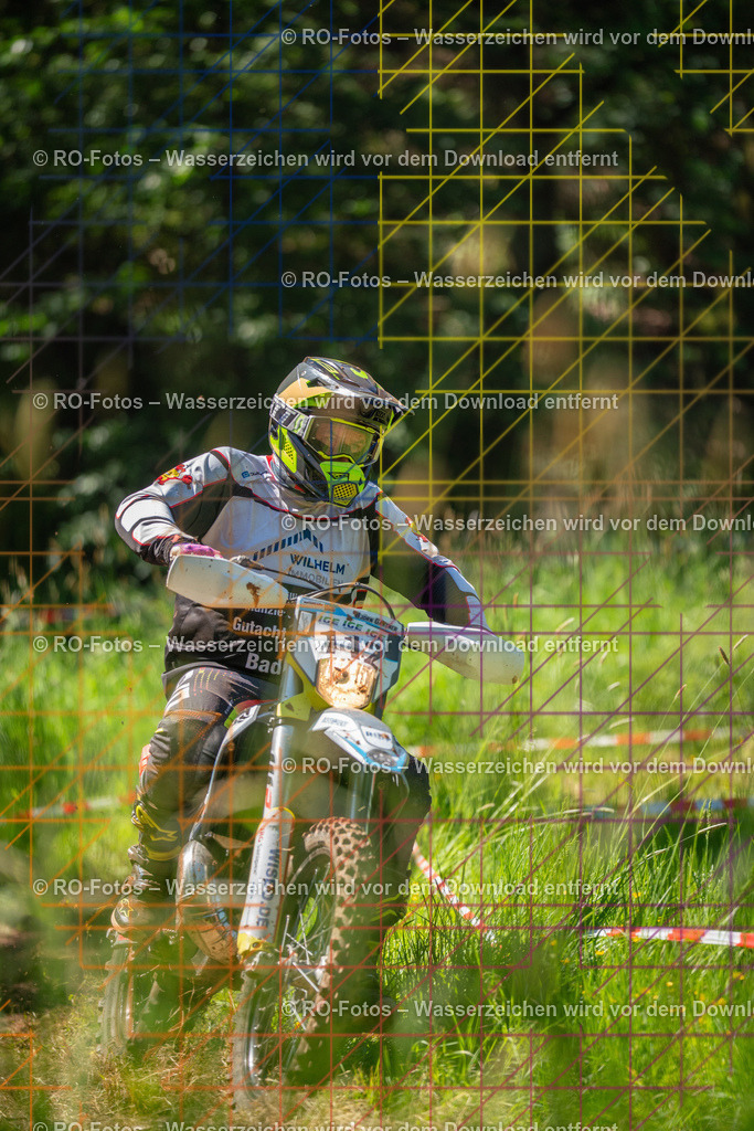 Wolfshausen 2 Lauf -321 | Sportfotografie von RO-Fotos: Motorsport, Motocross, Enduro, Laufveranstaltungen und Triathlon. Professionelle Fotos von Sportlern und Events. - Realisiert mit Pictrs.com