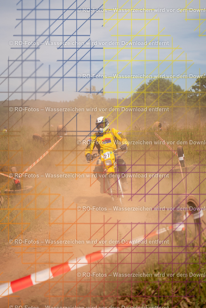 Wolfshausen 3 Lauf -645 | Sportfotografie von RO-Fotos: Motorsport, Motocross, Enduro, Laufveranstaltungen und Triathlon. Professionelle Fotos von Sportlern und Events. - Realisiert mit Pictrs.com