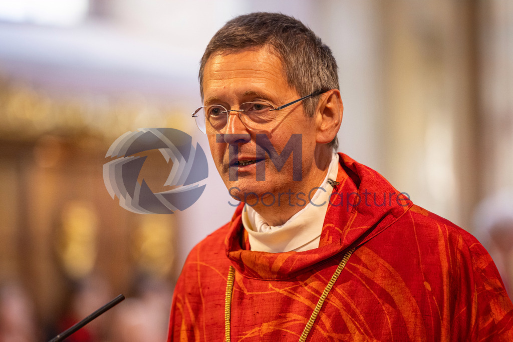 RR5M4617 | Firmung Klagenfurt-Dom 19.05.2024 8 Uhr