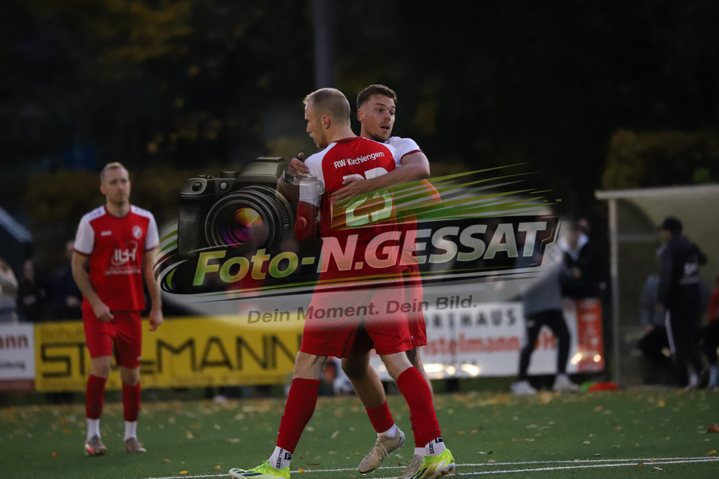 FC RW Kirchlengern - SVKT 07 Minden | Auf dem Bild zu sehen: rot FC RW Kirchlengern v.l.: Lennard Wüllner, Jarno Kassebaum FC RW Kirchlengern, SVKT 07 Minden, Saison 25/26, Landesliga, Kirchlengern, Deutschland - Realisiert mit Pictrs.com