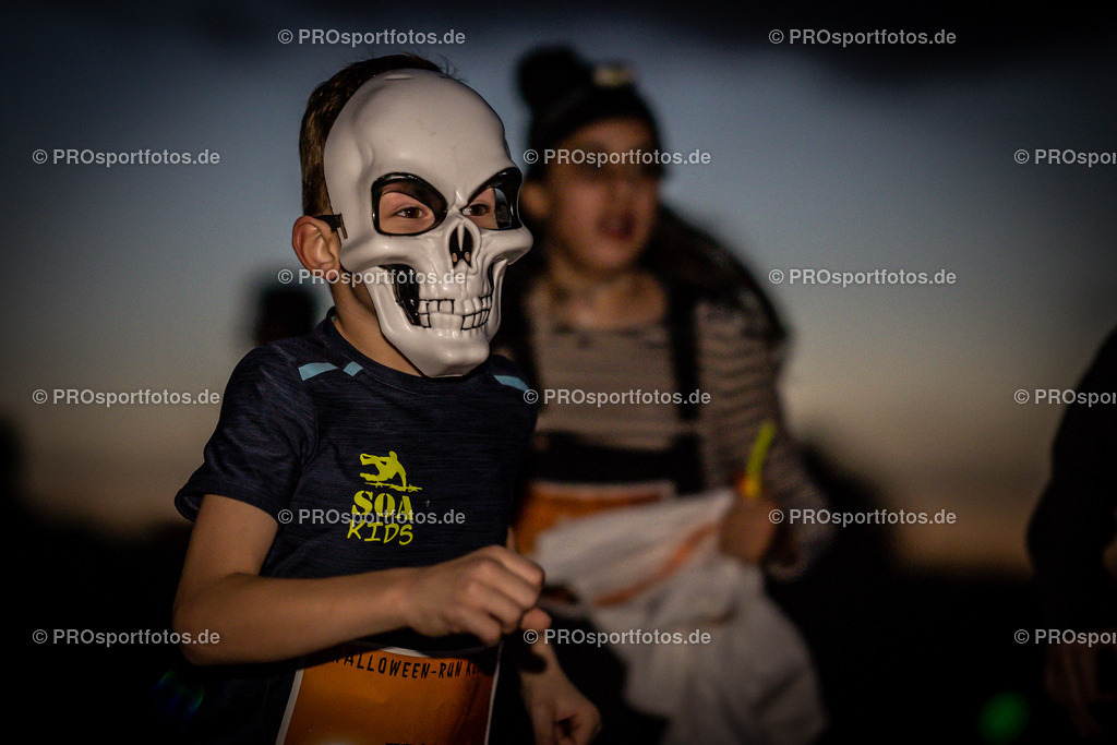 Halloween Run 2022 in Koeln, 31.10.2022 | Impressionen vom Halloween Run 2022 am 31.10.2022 in Koeln (Forstbotanischer Garten Rodenkirchen). Foto: BEAUTIFUL SPORTS/Axel Kohring