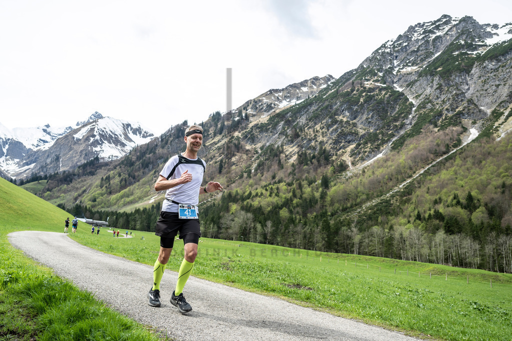 Oberstdorfer Gebirgstälerhalbmarathon | Oberstdorfer Gebirgstälerhalbmarathon am 07.05.2023 in Oberstdorf. 



(Foto: Dominik Berchtold)

B-IS SPO