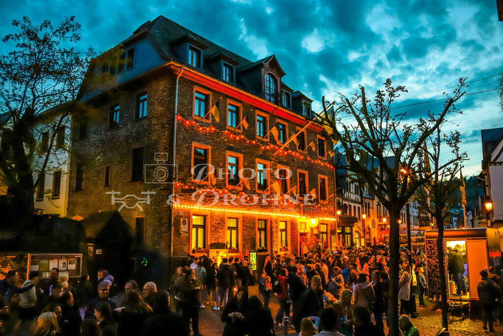 Oberwesel 2023 Hexennacht-2260 | Die Hexennacht in Oberwesel am Rhein findet in der Walpurgisnacht am 30. April statt. - Realisiert mit Pictrs.com