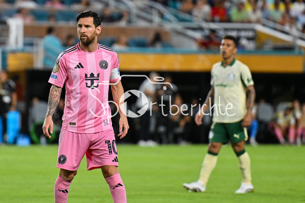 Inter Miami CF - Palmeiras Sao Paulo | im Bild Lionel MESSI (Inter Miami 10) / Einzelfoto / Freisteller / FIFA Club World Cup: Inter Miami CF - Palmeiras Sao Paulo, Hard Rock Stadium am 23.06.2025 / NOT FOR SALE IN USA